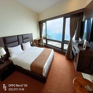 Semi Deluxe Room